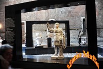 Roman Fora Museum Statue Of Titus