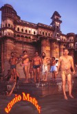 Varanasi Ganga Diving